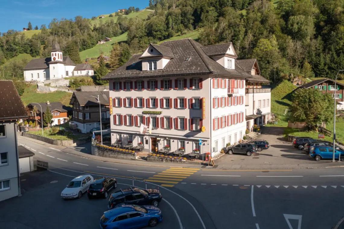 Hotel Alpina Unterschächen Zewnętrze zdjęcie